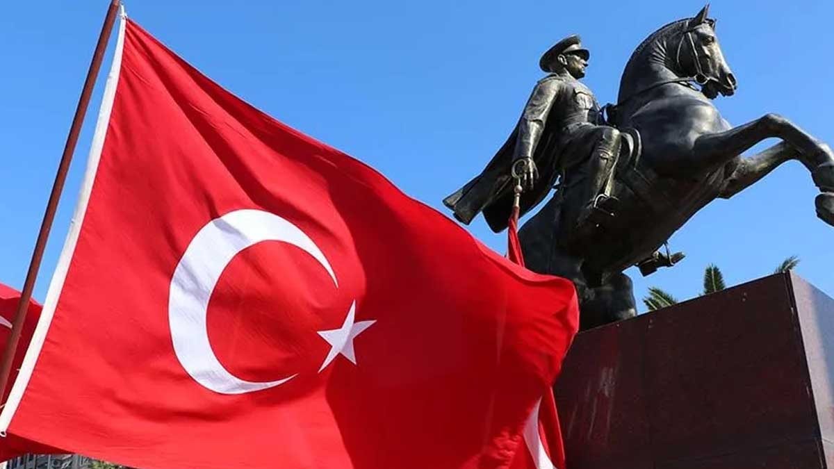 30 Ağustos Zafer Bayramı resmi tatil mi, Zafer Bayramı hangi güne denk geliyor?