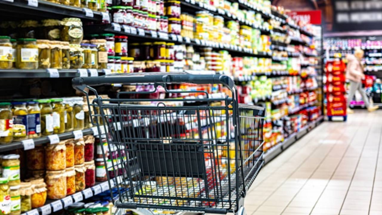 104 yıllık market devi şubelerini tek tek kapatıyor: Bir devrin sonu geldi