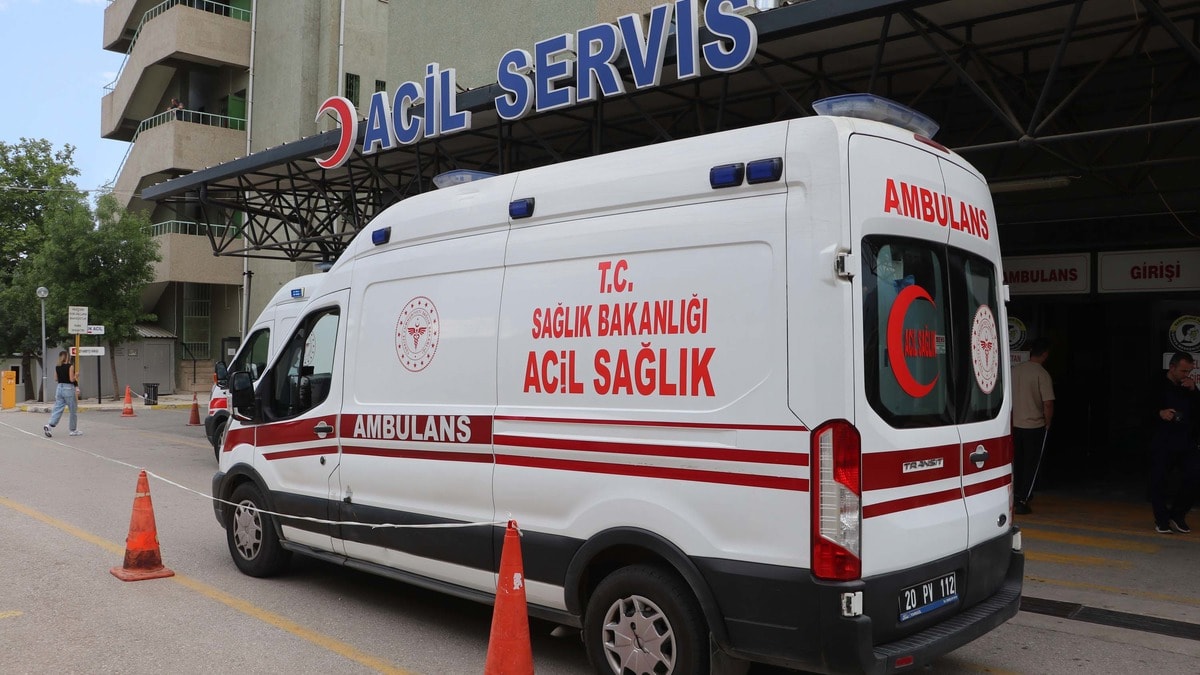 15 yaşındaki çocuk yolda tartıştığı kişiyi öldürdü