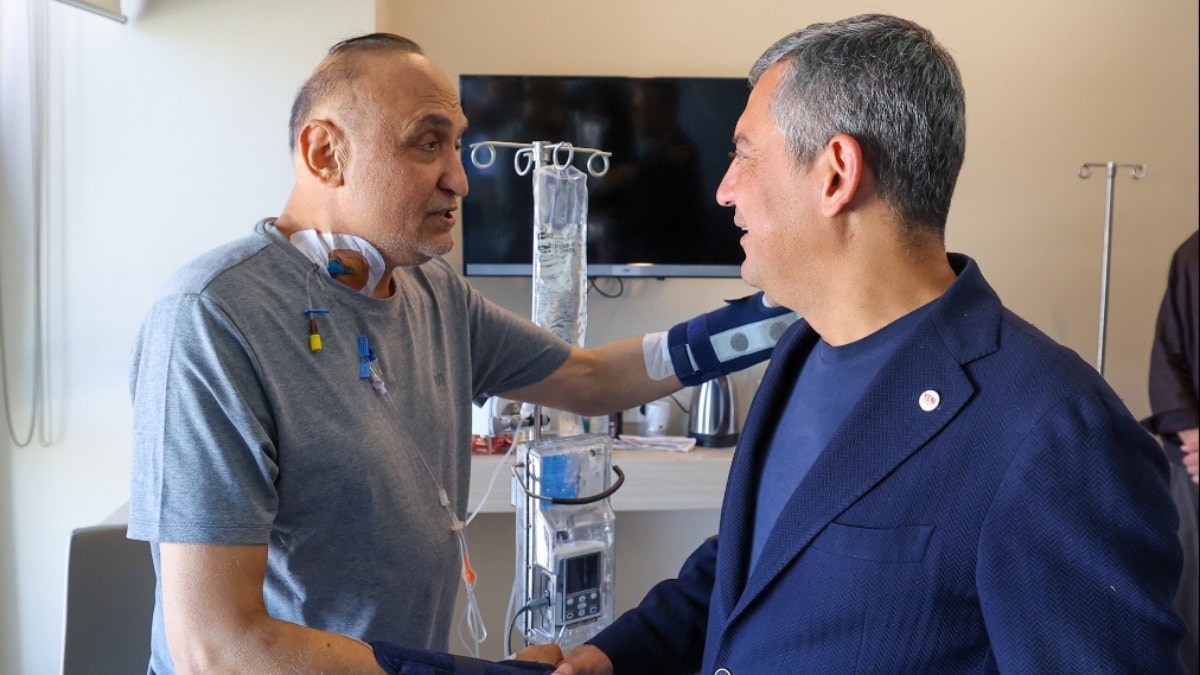 Özgür Özel bıçaklanan Melih Meriç'i ziyaret etti