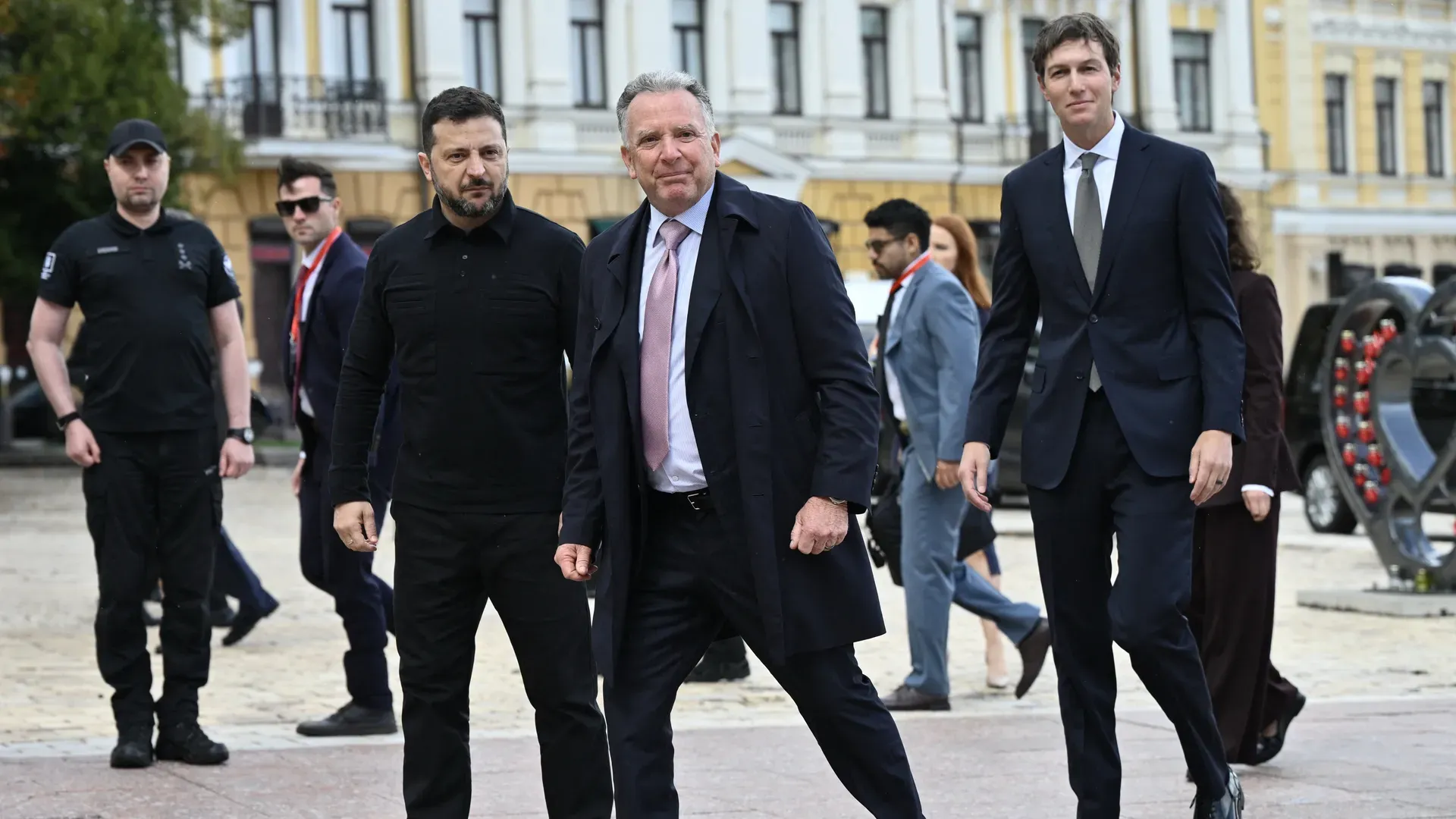 ABD'nin özel temsilcileri Kiev'de barış çağrısı yaptı, Ukraynalılar inanmadı