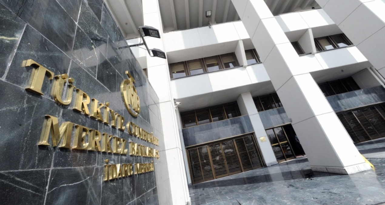 Paranın merkezinde taciz skandalı