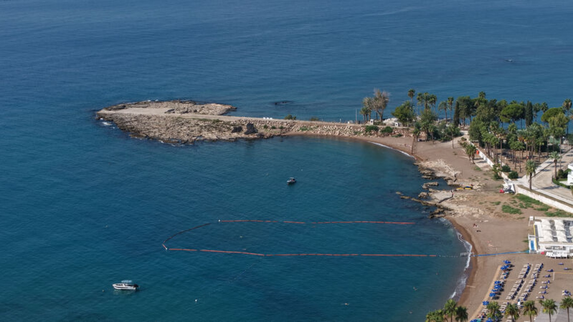 Antalya'nın merkezinde 2 bin 400 yıllık antik liman Magydos
