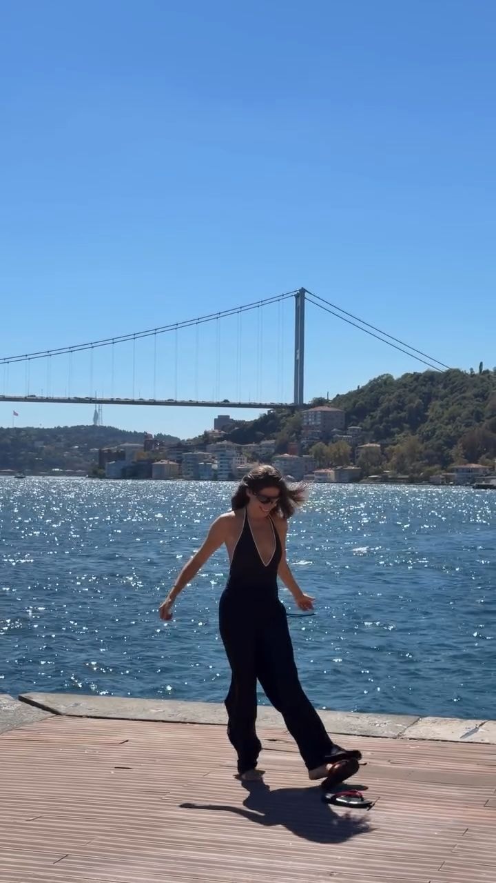 BOĞAZ'DA DENİZE GİRDİ