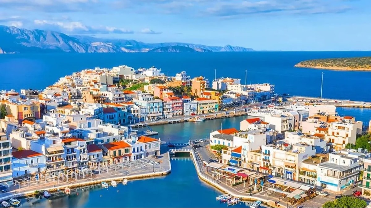 Yunanistan ateşle oynuyor