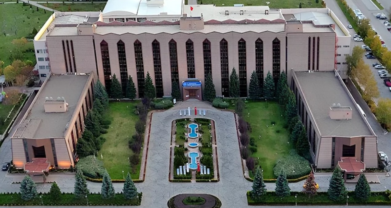 Diyanet’teki ‘aşk kaçamağı’na kaçamak yanıt