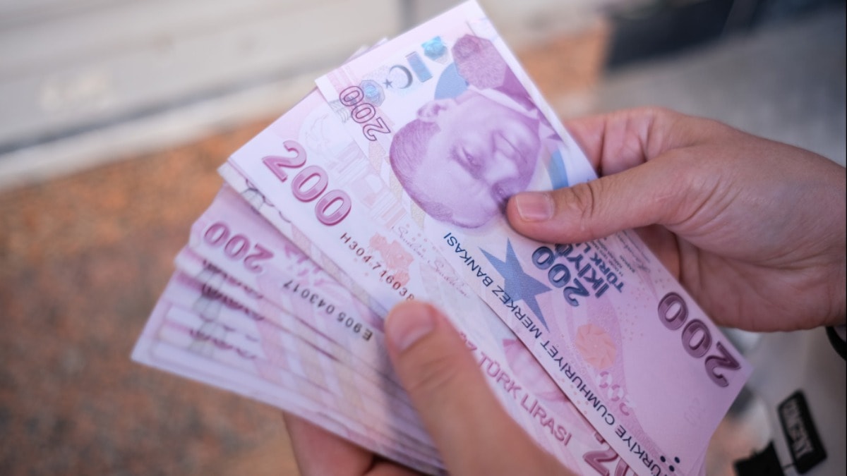 Herkes bu gizemli milyarderi konuşuyor: Bir gecede Türkiye'deki hesabından 45 milyar TL çekti