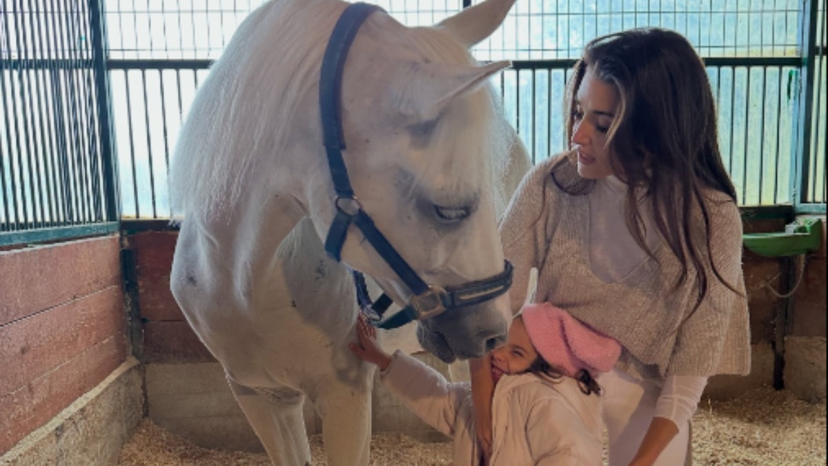“Oğlum” diye hitap ediyordu: Hande Erçel’in acı kaybı