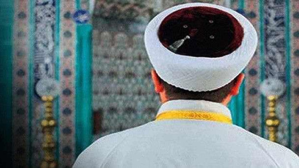 İmam, kumar borcunu zekat parasıyla kapattı