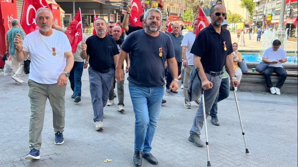 Atatürk’le aynı unvana sahip olmak gururumuz