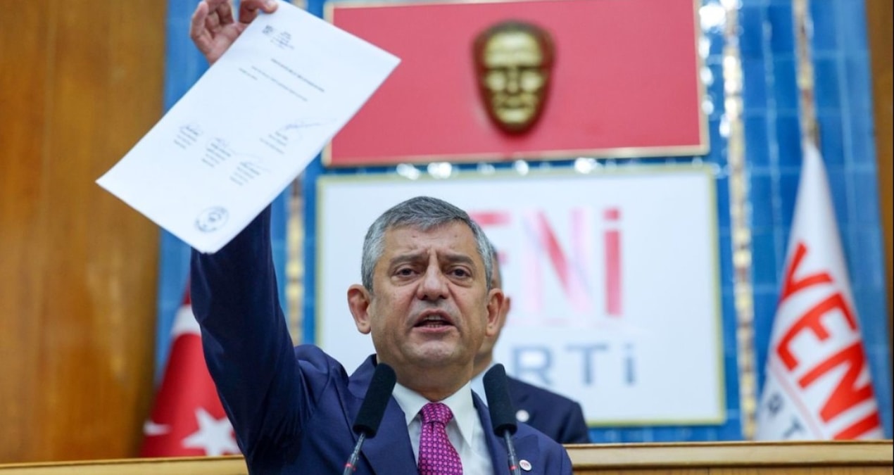 Yeni Parti'ye 'isim' tebligatı! İsmail Saymaz detayları Sözcü TV'de anlattı...