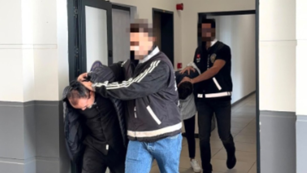 İş arayanlara kredi tuzağı: Paraları kendi hesaplarına aktardılar