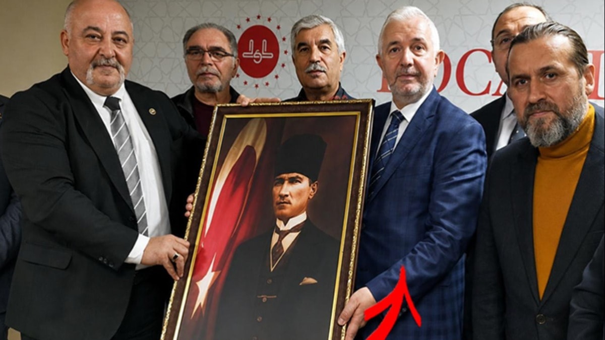 Atatürk’e mevlit okutan müftü görevden alındı