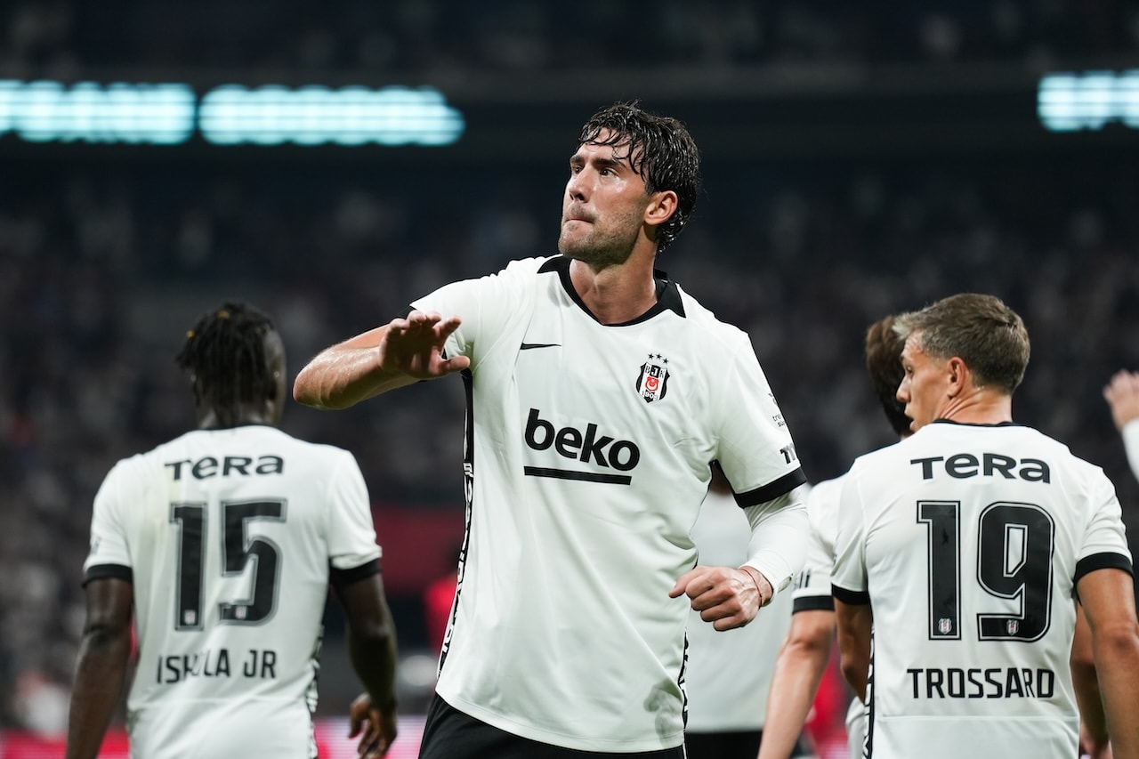 La Gazzetta, Vlahovic’in Çorum FK maçında patlamasının sırrını yazdı!