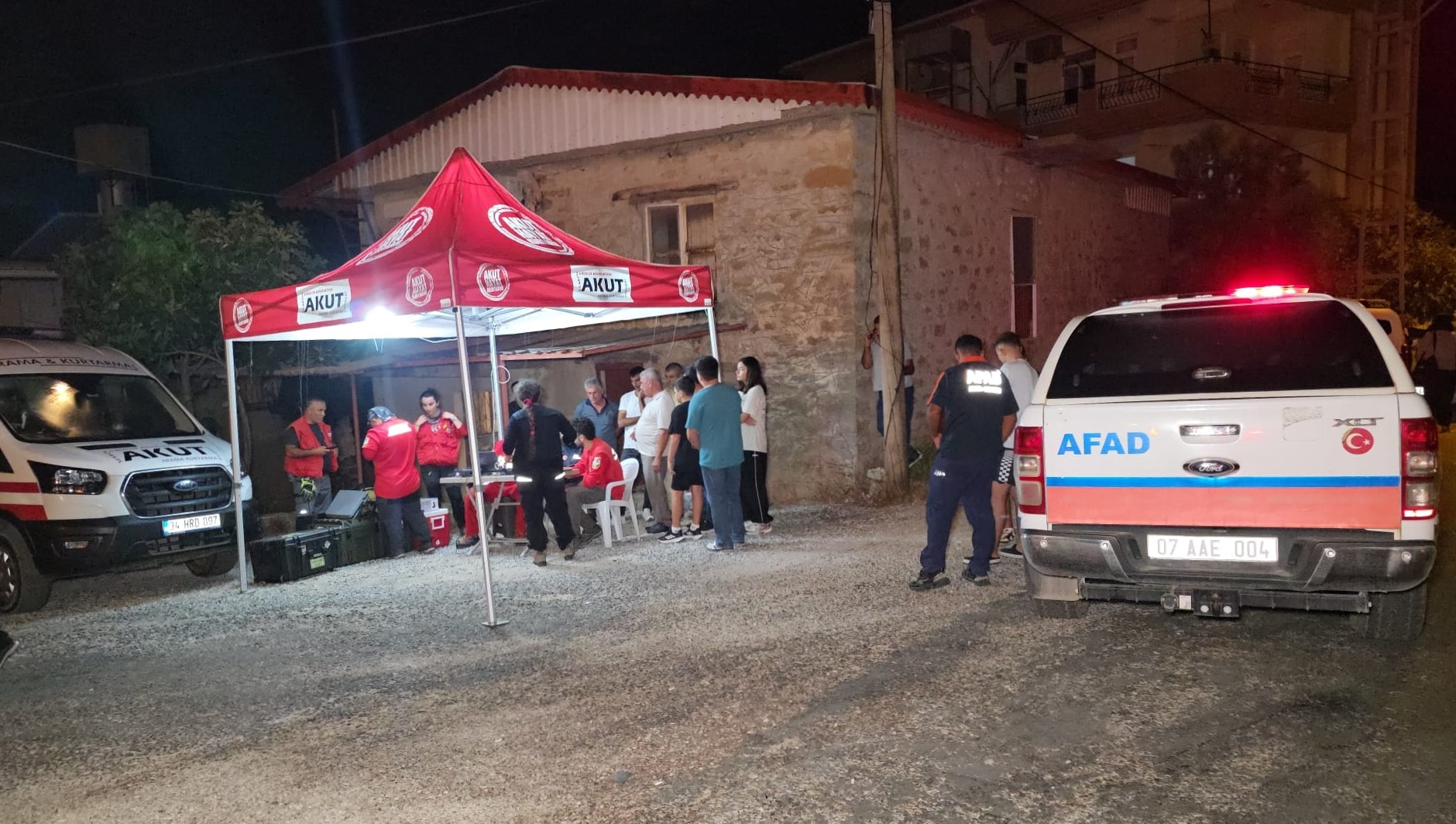 Antalya'da kayıp zihinsel engelli kadın yaralı bulundu