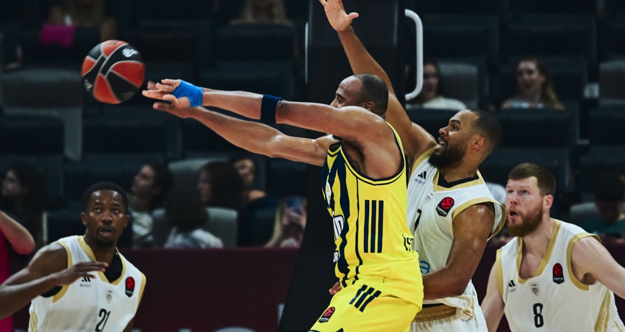 Fenerbahçe Tarfin Süper Kupa'yı 3. tamamladı