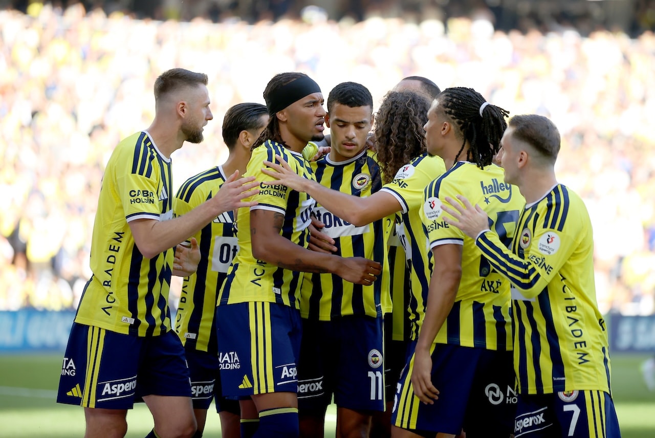 Fenerbahçe Azerbaycan'a gidiyor
