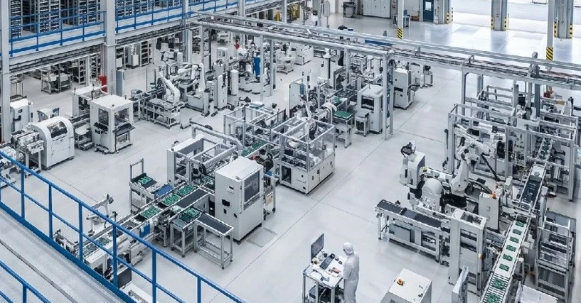 Telefon devi yeni çıkacak modelinin üretimini yavaşlattı