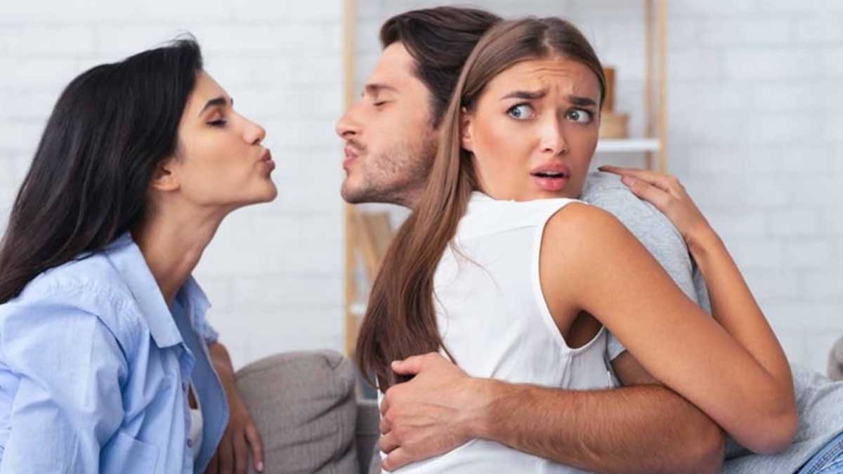 Dedektiflere göre eşinizin sizi aldattığını ele veren 7 kelimelik cümle