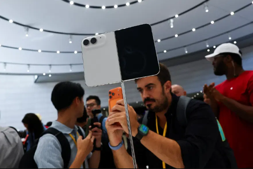 Türkler iki iPhone parası vermek zorunda: Dünyada birinci olduk