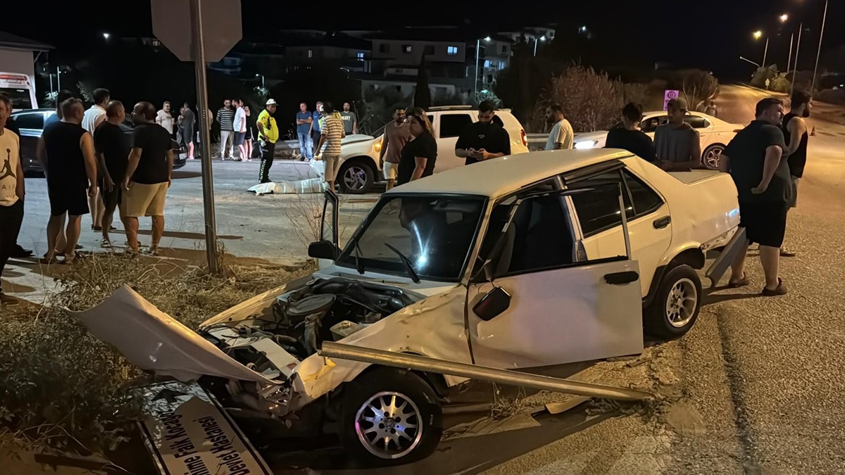 Aydın'da zincirleme trafik kazasında 1 kişi öldü, 1 kişi yaralandı