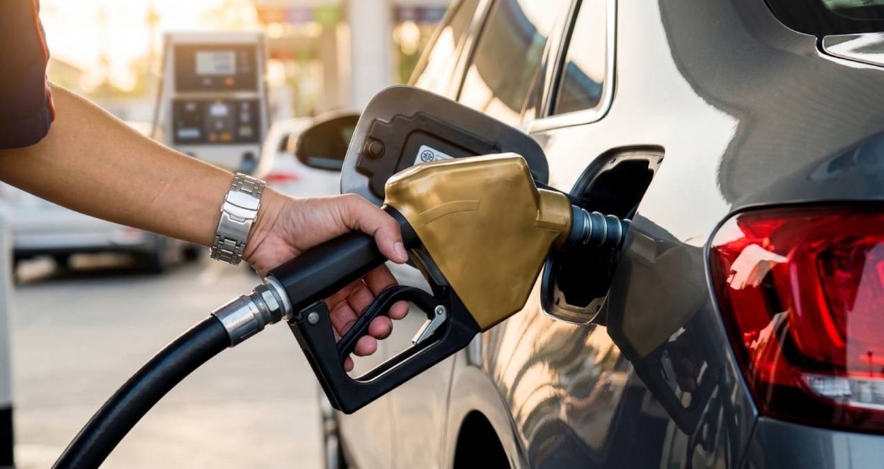 Motorine gece yarısı indirim: Pompa fiyatları yeniden düştü, salı günü yeni indirim kapıda