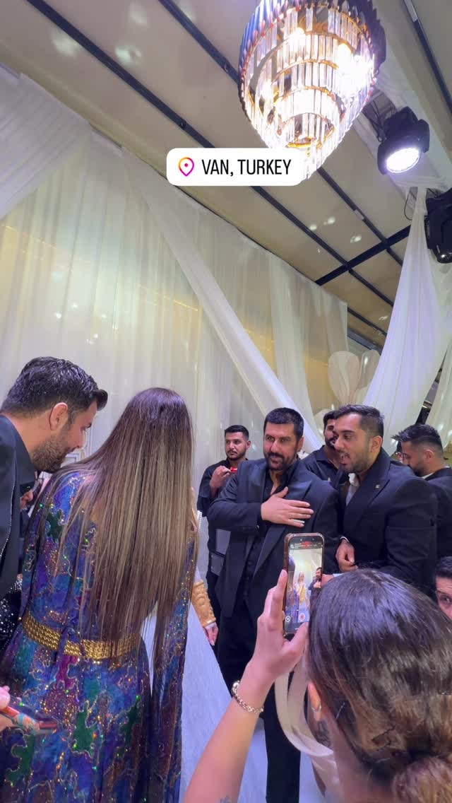 NİŞANINDA DA ALTINLARLA KONUŞULMUŞTU