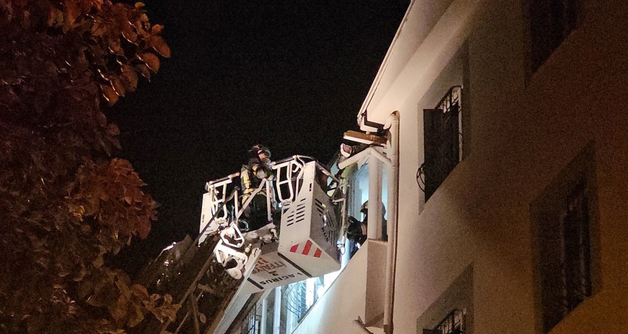 Çorum’da apartmanda yangın; 2’si çocuk 7 kişi dumandan etkilendi