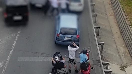 Araçtan inmenin cezası ağır oldu... Duyunca şoke oldular