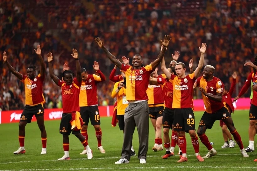 Galatasaray 80 milyon euro harcadı sıfır katkı aldı