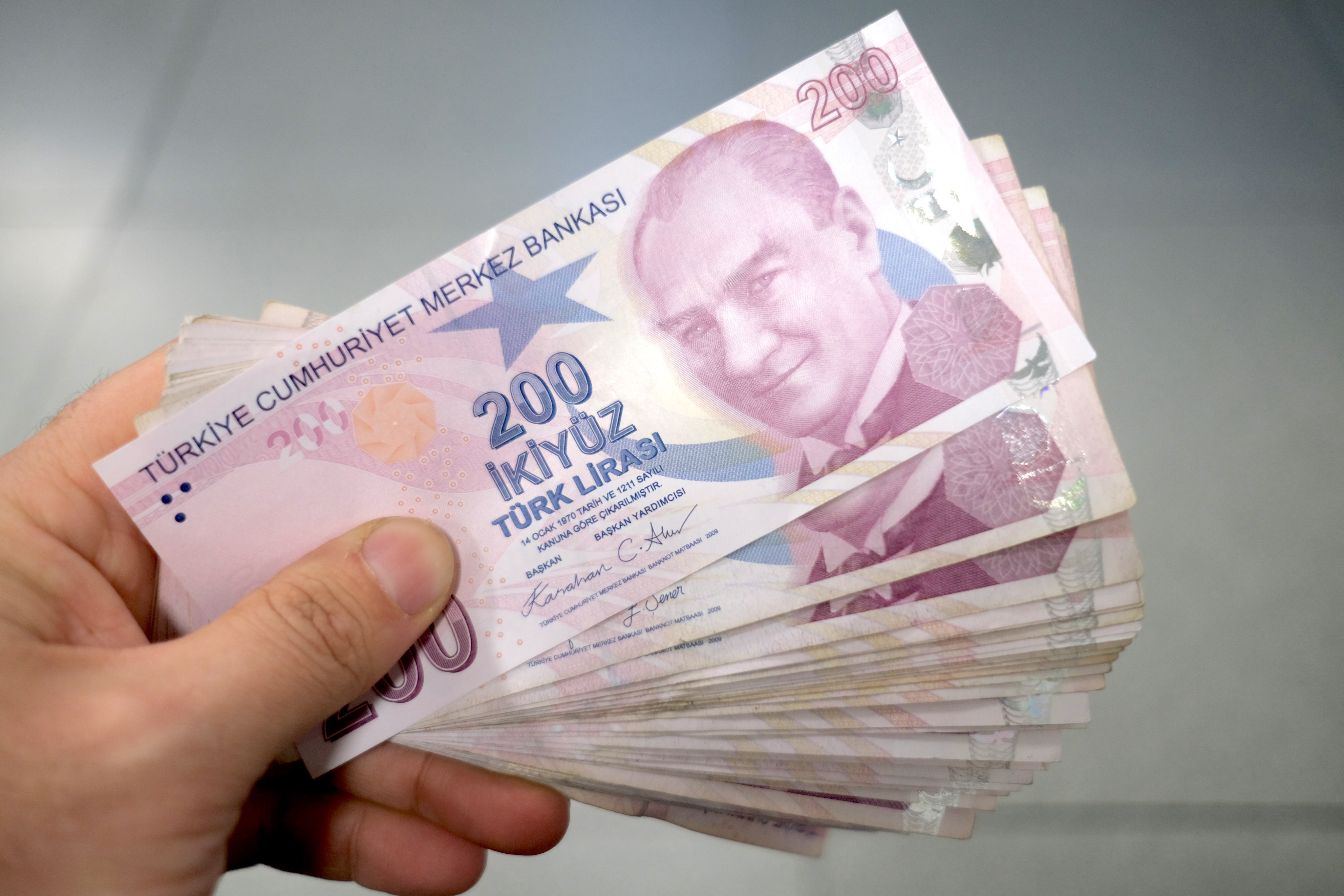 Emekli ve memura yapılacak zamlar belli oldu: İşte meslek meslek yeni maaşlar