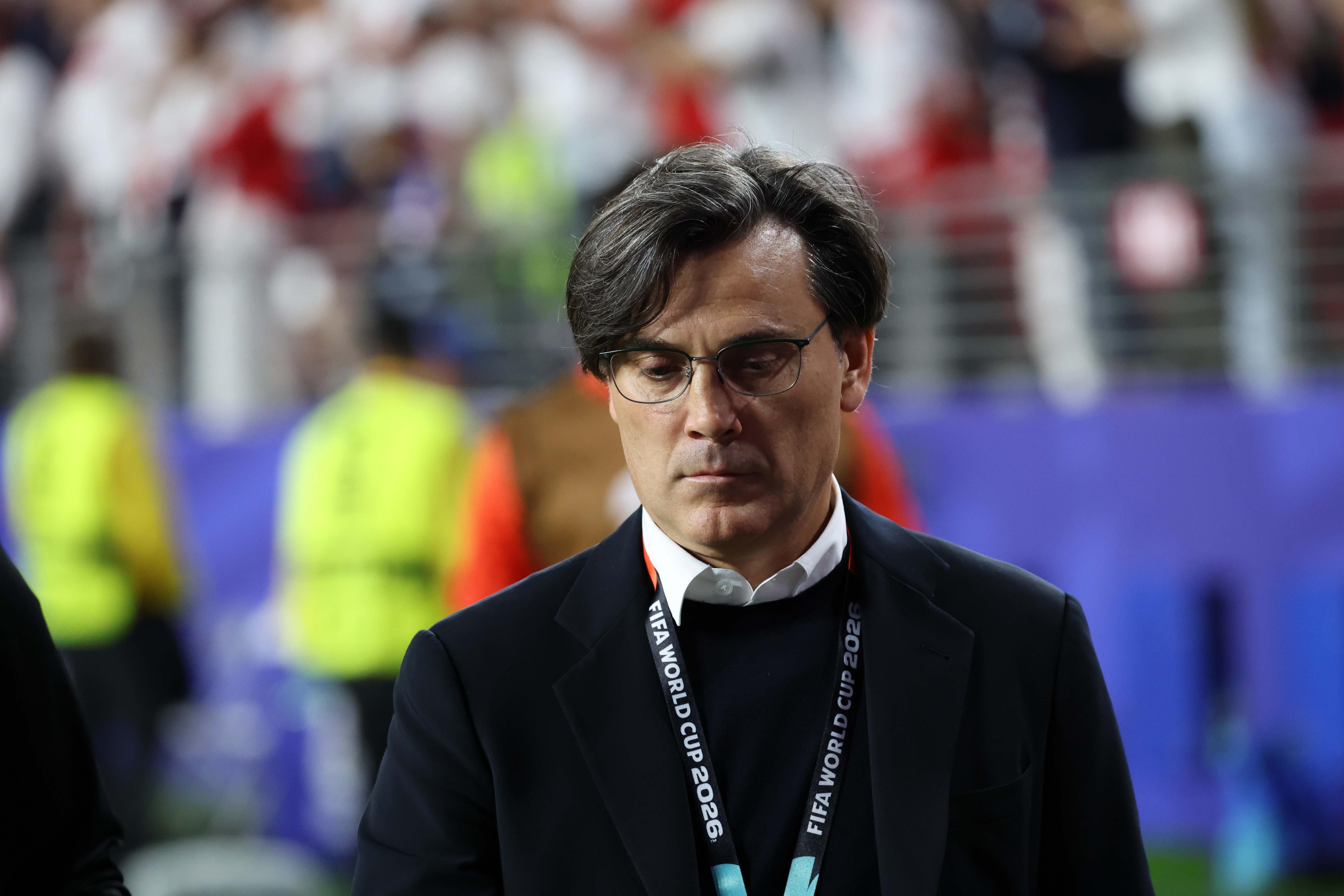 Montella, Fransa maçı öncesi çıkan soruna çare arıyor