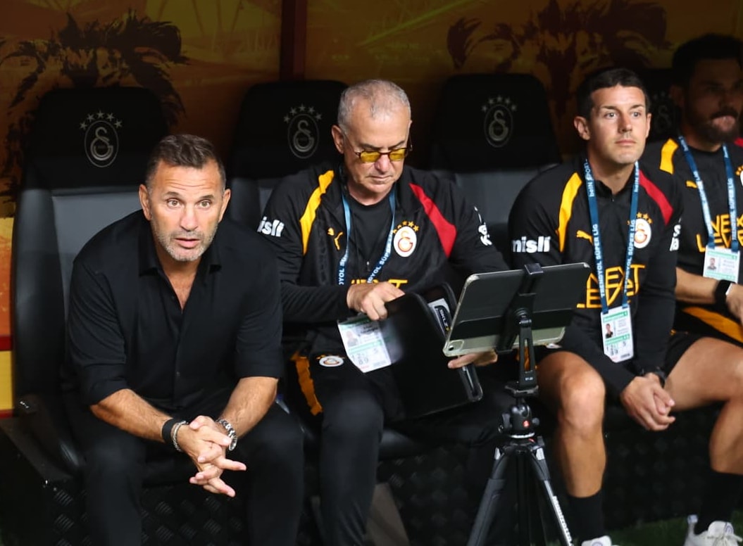 Galatasaray'da sabırlar taştı, menajeri İstanbul'a çağrıldı