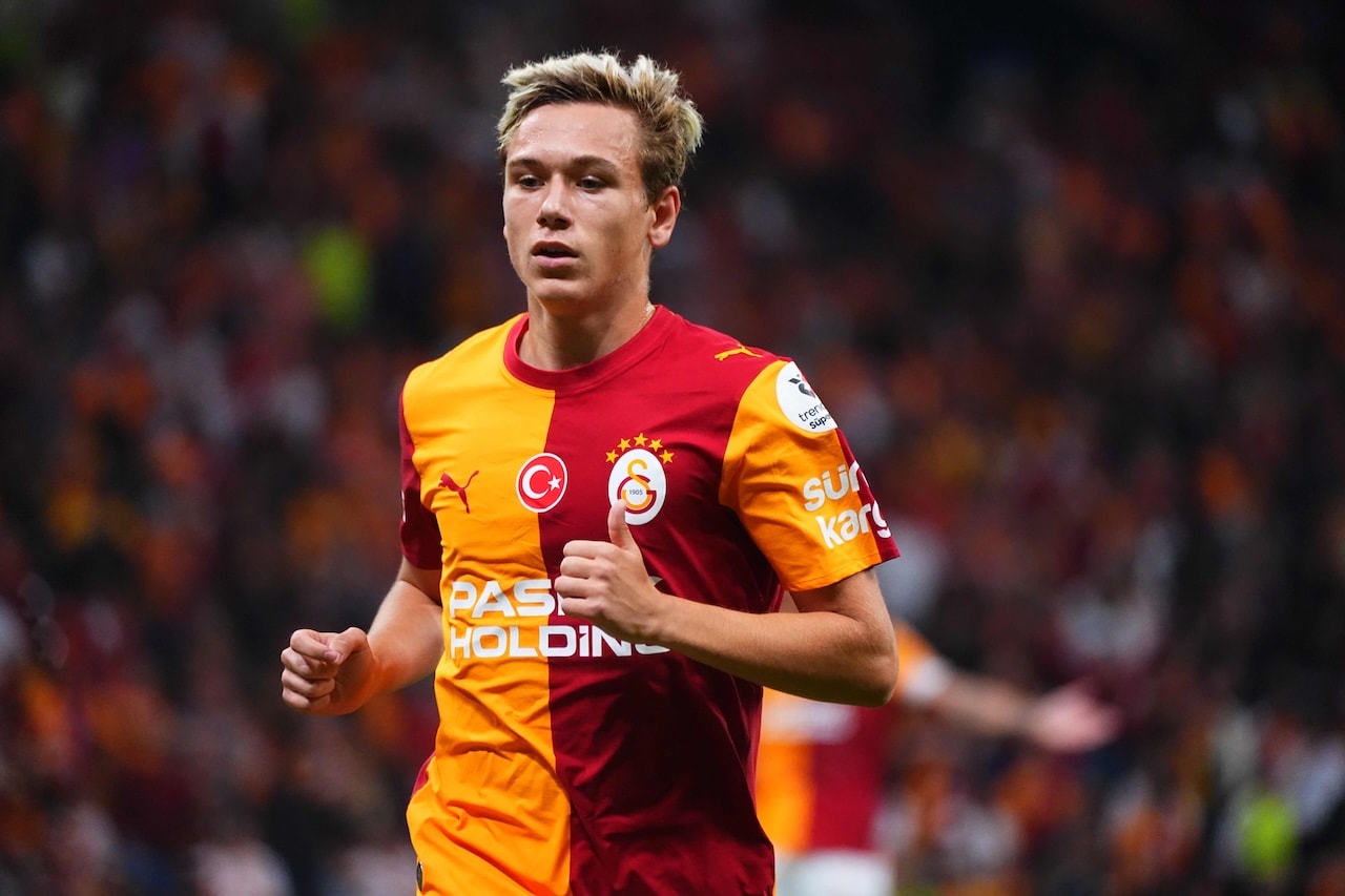 Galatasaray'ın Rus futbolcusu Batrakov'a milli davet