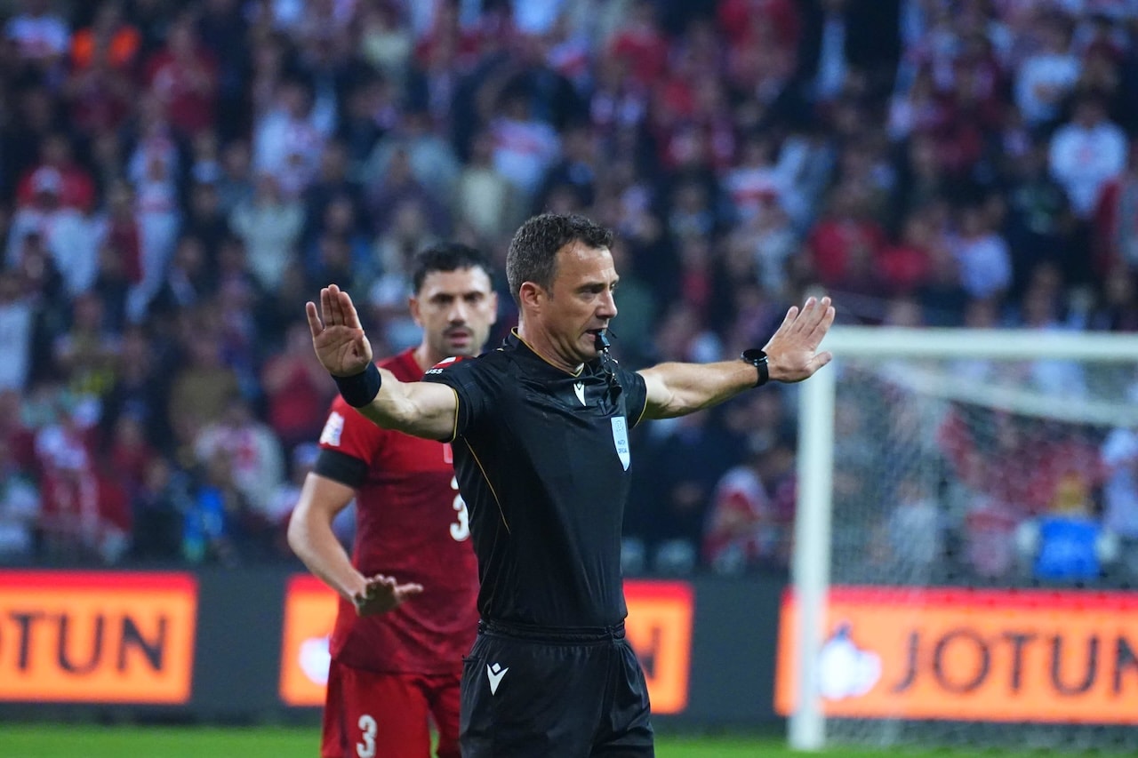 Merih Demiral'dan kırmızı kart açıklaması! 'Hakem de emin değildi'