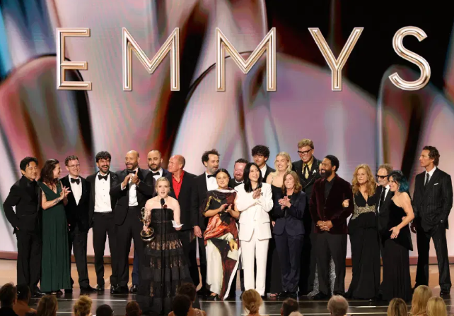 2026 Emmy Ödülleri kazananları belli oldu: "The Pitt" ve "Widow's Bay" geceye damga vurdu
