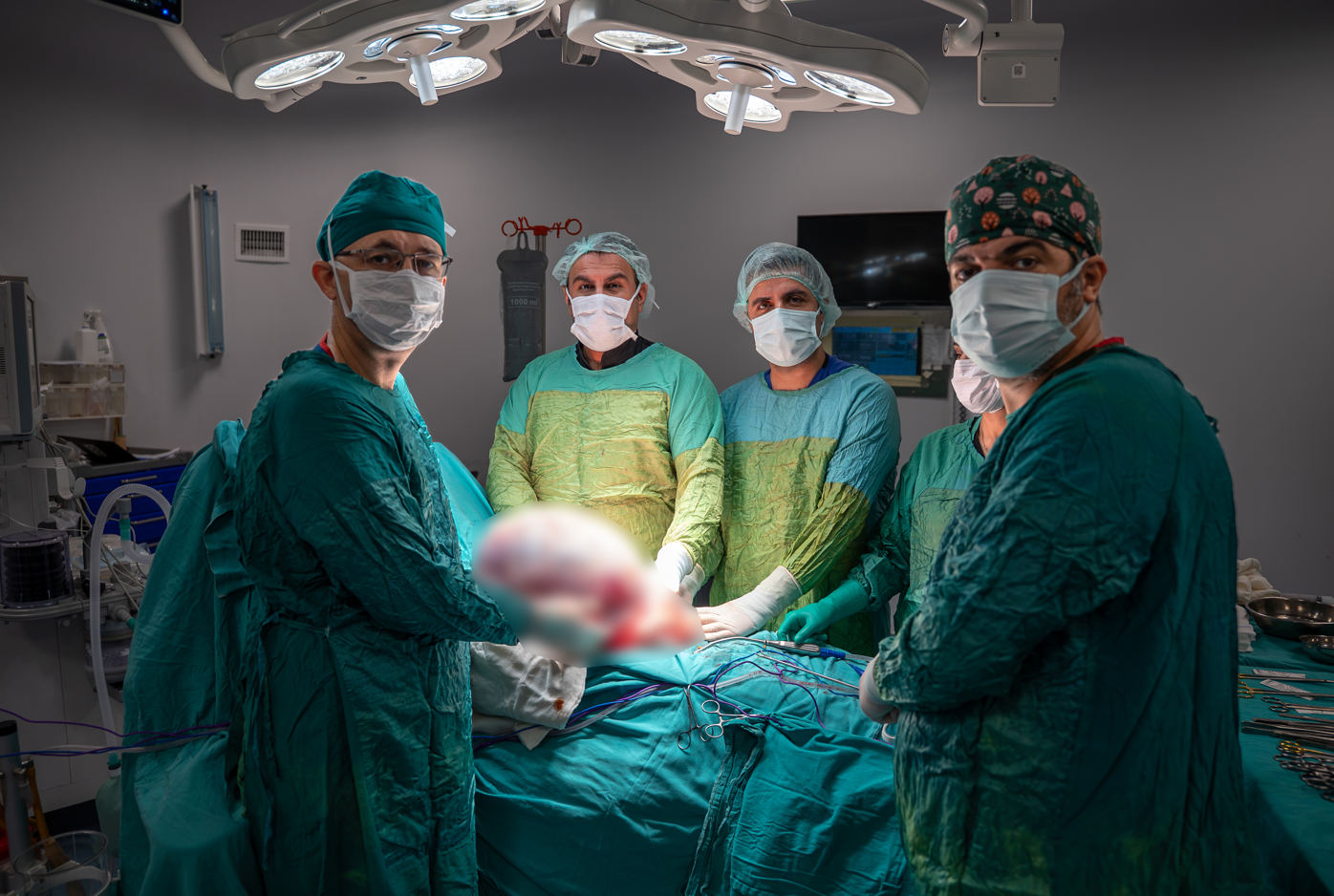 Karın ağrısıyla hastaneye başvurdu, doktorlar gözlerine inanamadı