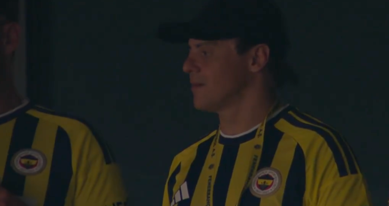 Formula 1 efsanesi Fenerbahçe formasıyla maçta