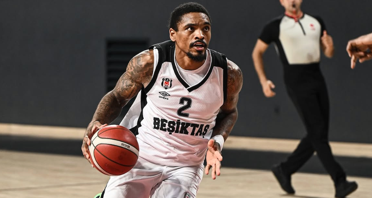 Sakatlığına rağmen maça devam etmişti! Beşiktaş'ta kırık şoku