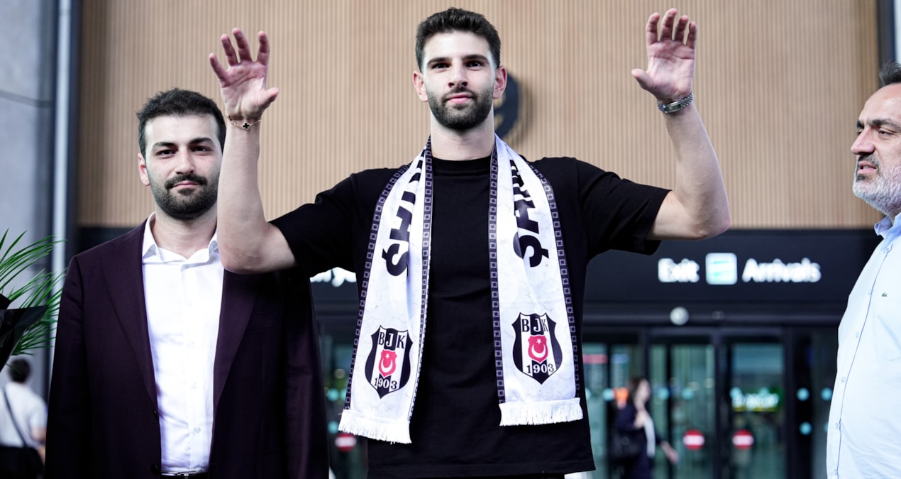 Beşiktaş'in yeni stoperi İstanbul'a geldi