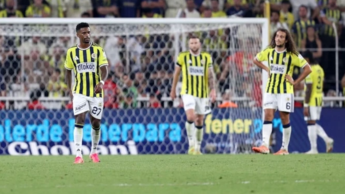 Fenerbahçe'de 1 milyar euroya 3 kupa; 450 milyon euroya 65 kupa