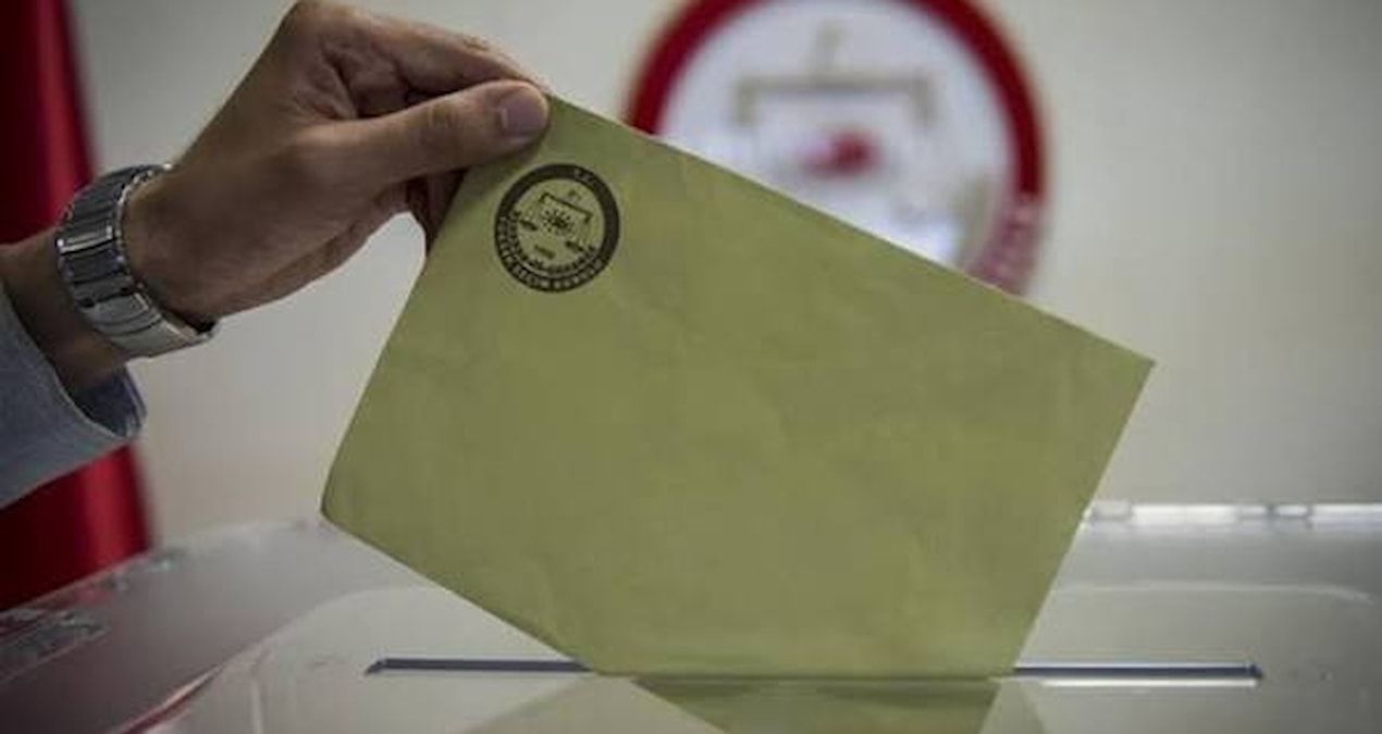 İktidar beklediğini aldı: CHP'deki kavga AKP'ye yaradı