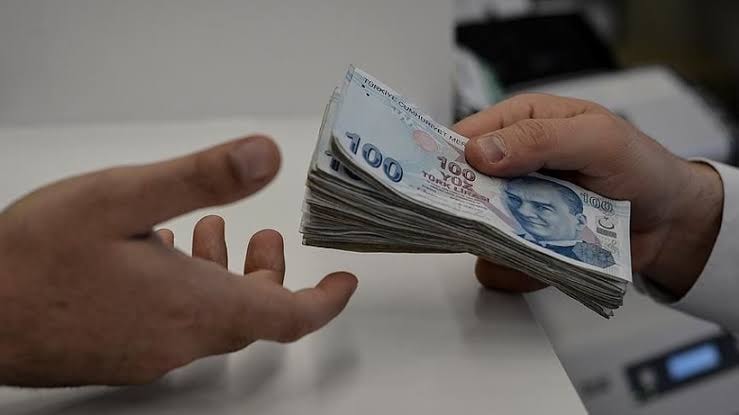 Milyonlarca çalışanı ilgilendiriyor: Maaş kesintisi şimdilik yok