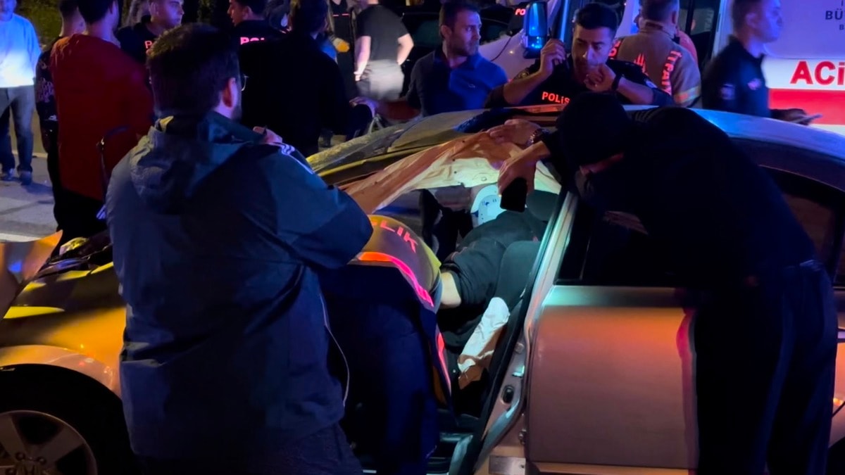 İstanbul'daki kazada ortalık savaş alanına döndü