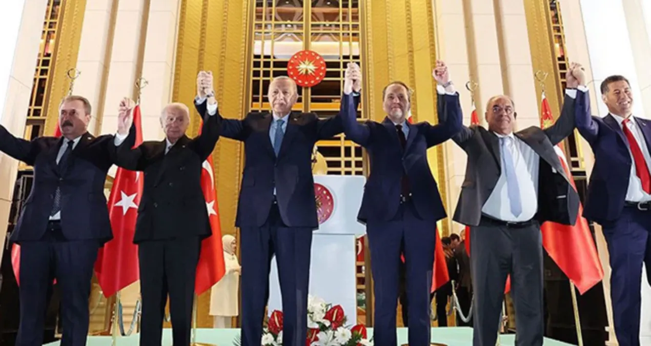 2023'te Erdoğan'ı desteklemişti... Fatih Erbakan adaylığını açıkladı