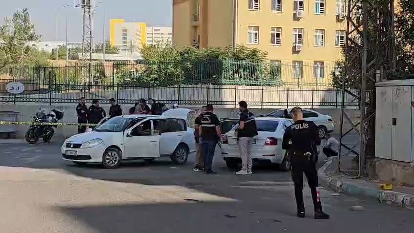 Kavgada silahlar çekildi! Biri ağır iki yaralı