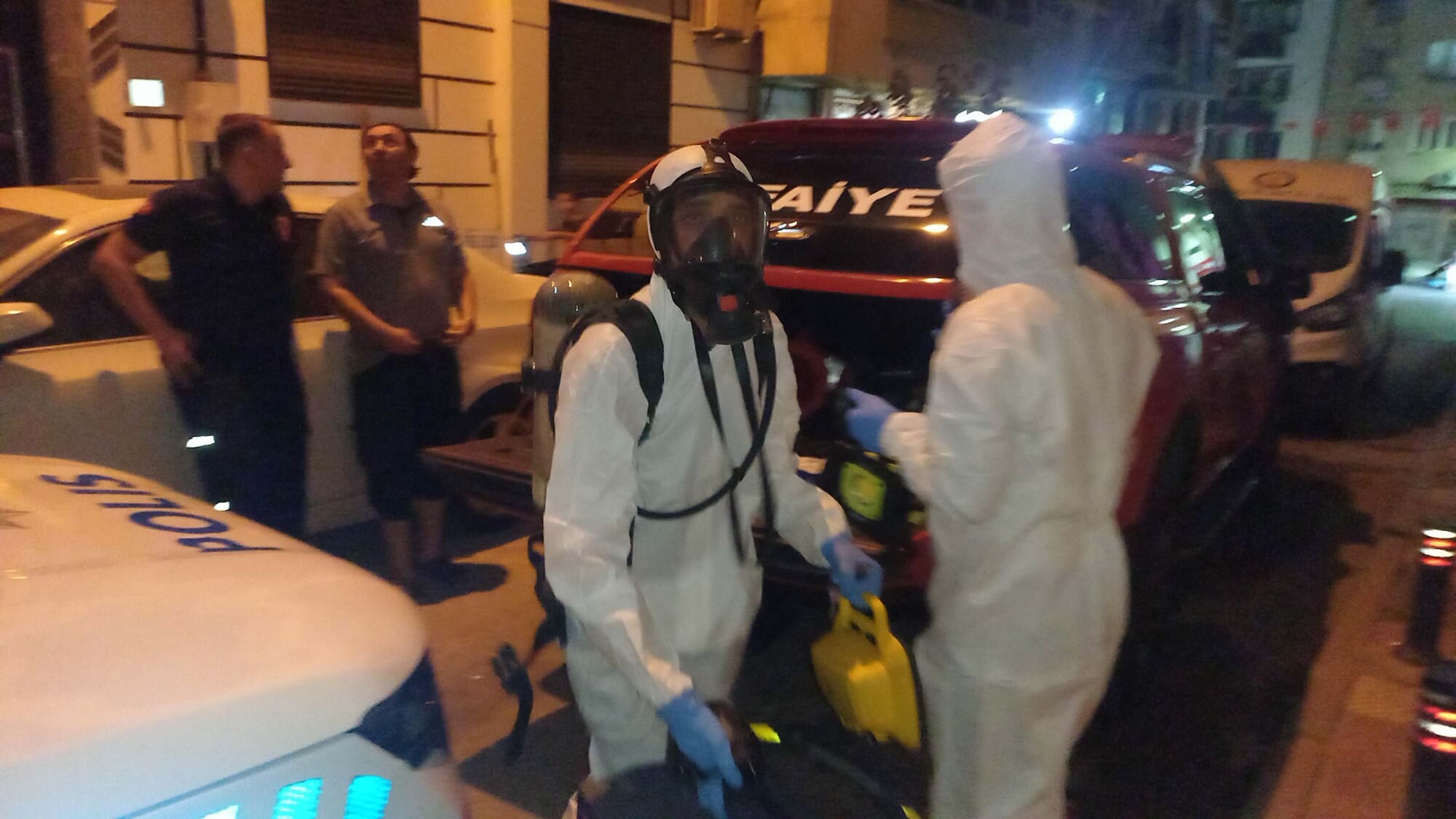 Kötü koku komşuları alarma geçirdi: Evdeki acı gerçek 20 gün sonra ortaya çıktı
