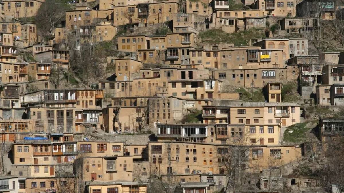Bir evin çatısı diğerinin sokağı: Araç girmeyen bin yıllık köy