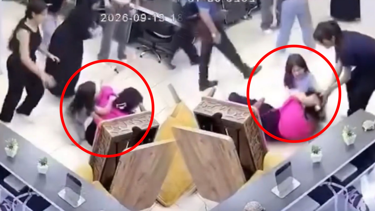 Böyle vicdansızlık olur mu? Çocuğunun gözleri önünde saldırdılar
