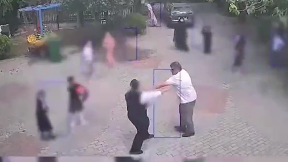 'Yapılan bağışları çalıyorsun' dedi... İmam camide müezzini dövdü